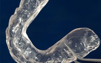 Férula de descarga articular (bruxismo, apretadores)